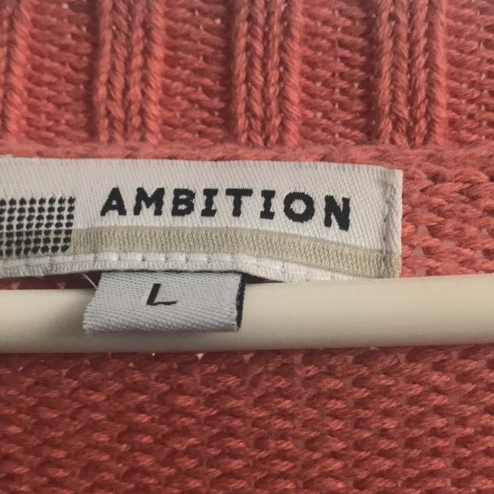 Sweater. - Picture 3 of 5
